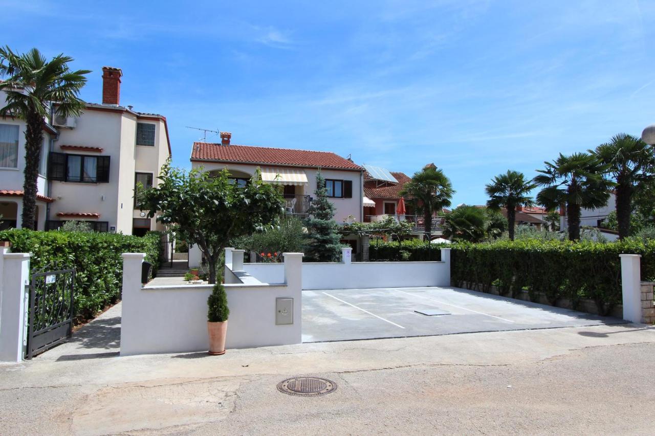 Apartments Denise Rovinj Eksteriør billede